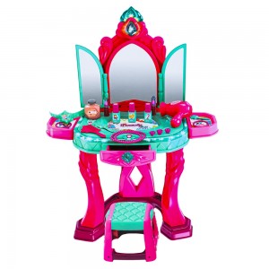 Masuta de machiaj cu oglinda + accesorii, cu baterii