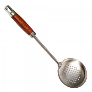 Spumiera din inox
